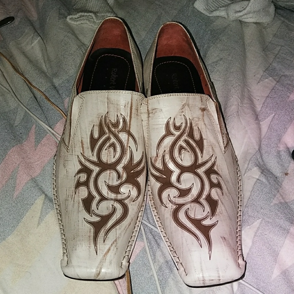 Mens Robert wayne shoes.